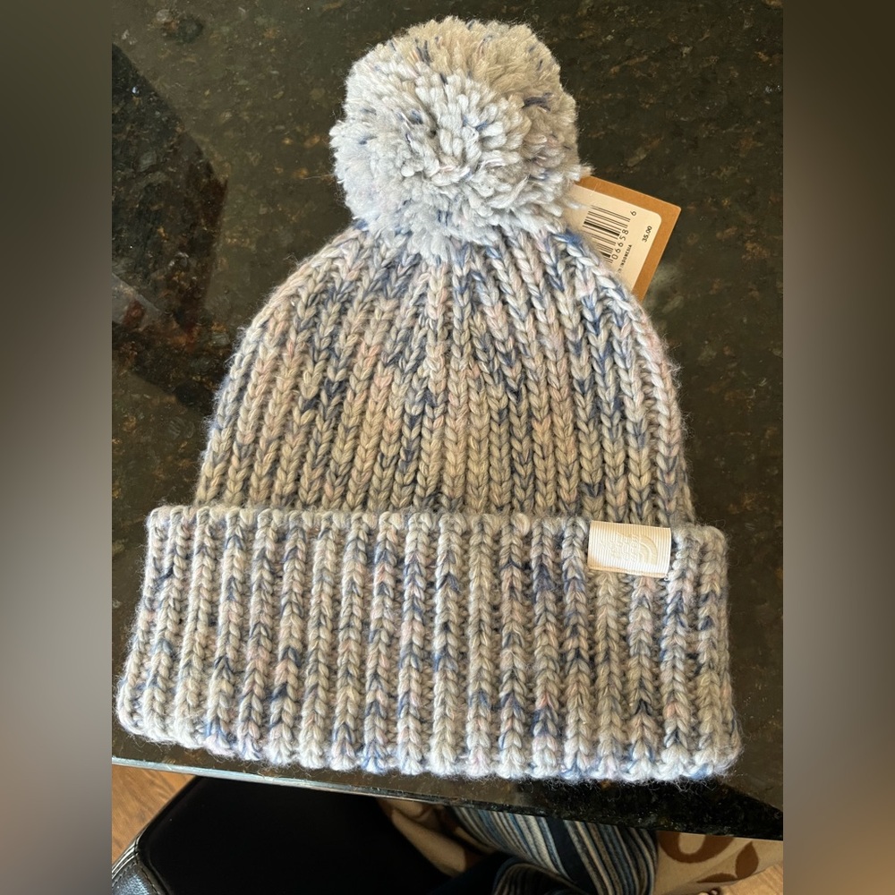 North Face Winter Chunky knit beanie.